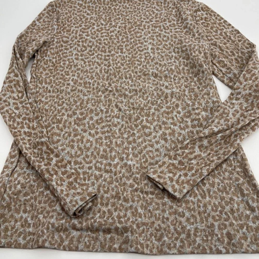 BeachLunchLounge Sweater XS Womens Animal Print Mock Neck Long Sleeves Thin Knit